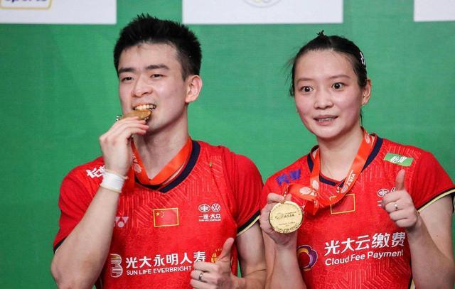 印尼队横扫马来西亚队,郑思维状态火热 印尼队横扫马来西亚队,郑思维状态火热