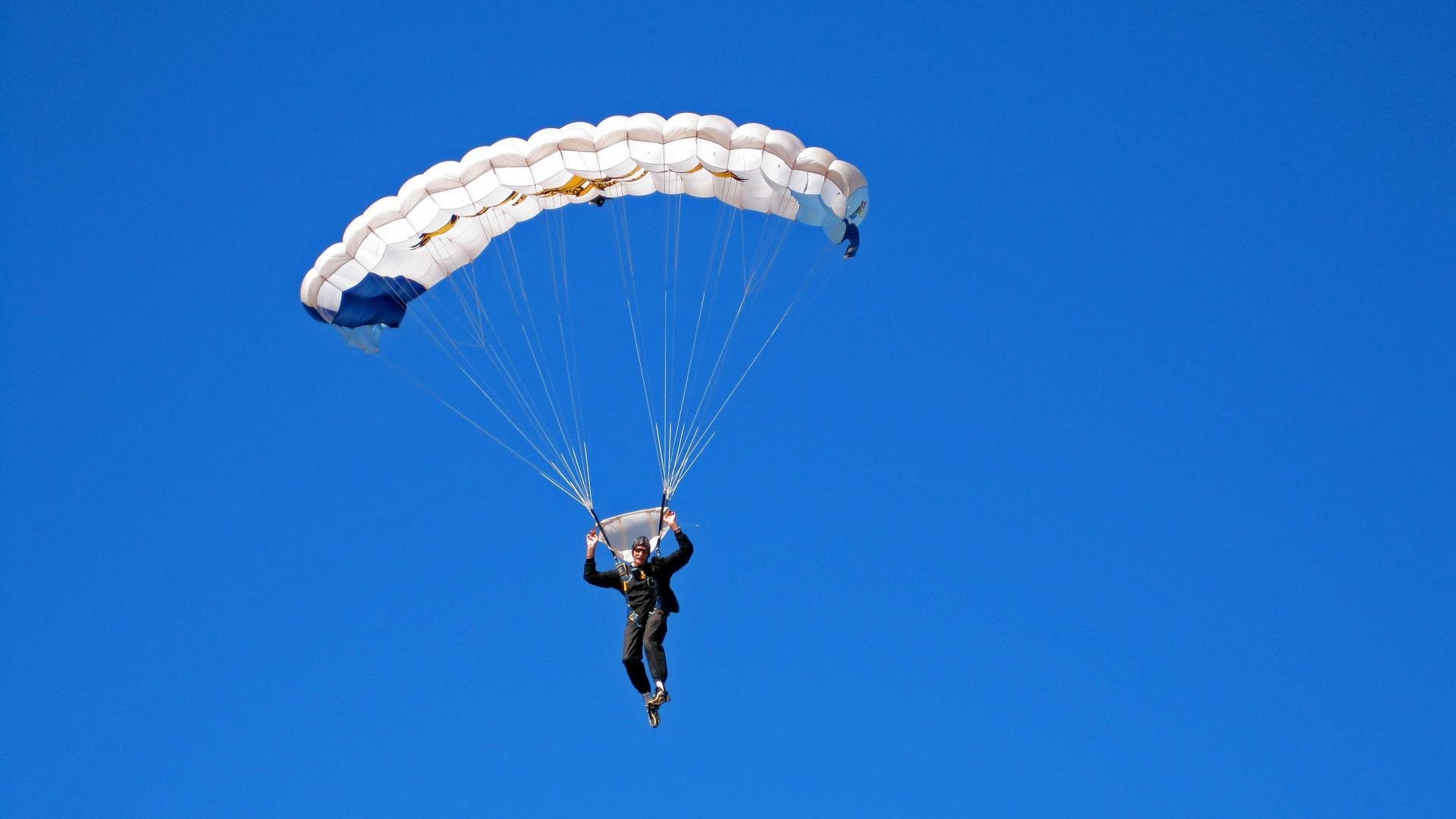 世界排名争夺战焦点战，加拿大硬仗取胜中国，改写竞争格局